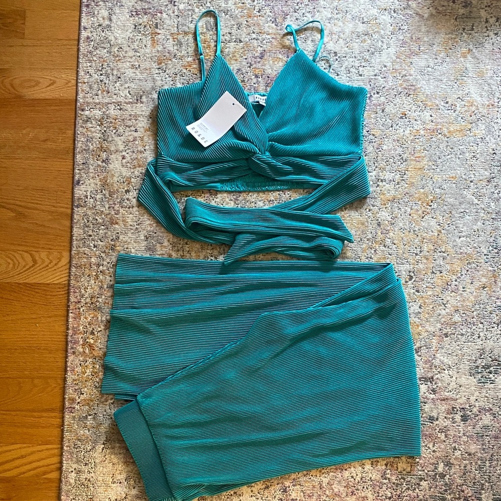 Ro & De Teal Ribbed Two-Piece Set